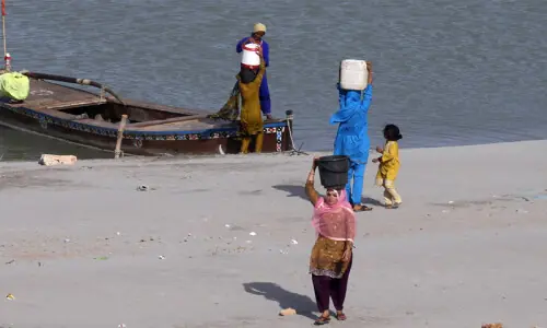 Challenges mount for incomplete Indus River Sys&shy;tem Authority ahead of water moot