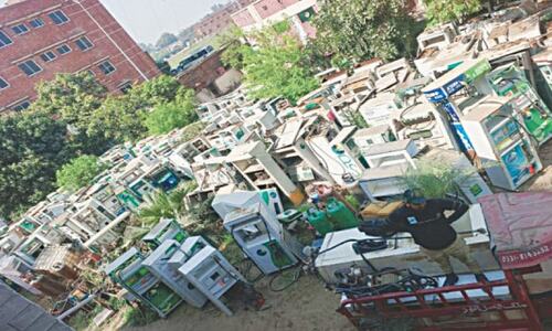 277 illegal mini petrol pumps, LPG stations sealed 277 illegal mini petrol pumps, LPG stations sealed