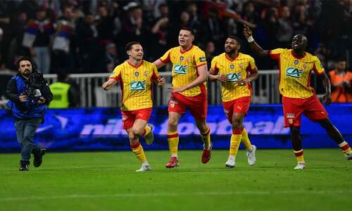 Lens beat Lyon on penalties to reach French Cup semis