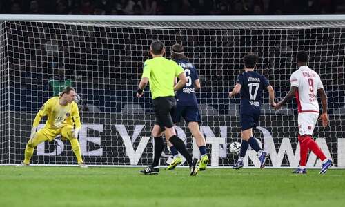 PSG lose at home to open Ligue 1 title race