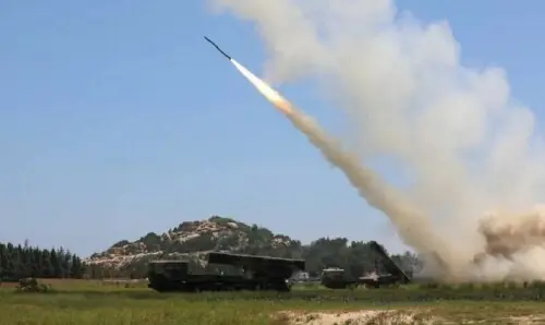 Japan deploys long-range missiles near China Japan deploys long-range missiles near China