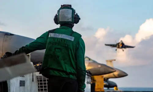 Iran, US race to find crew member of crashed American fighter jet Iran, US race to find crew member of crashed American fighter jet