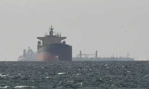 Strait of Hormuz stays sticking point as ceasefire remains elusive Strait of Hormuz stays sticking point as ceasefire remains elusive