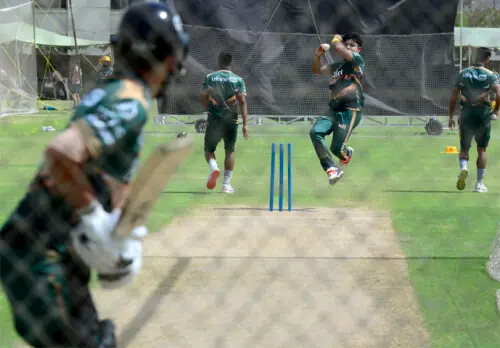 Kingsmen seek turnaround as PSL arrives in Karachi