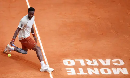 Sinner and Alcaraz start fast on Monte Carlo clay in race for No.1