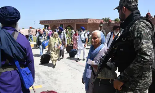 Over 2,200 Indian Sikh pilgrims arrive for Baisakhi festival