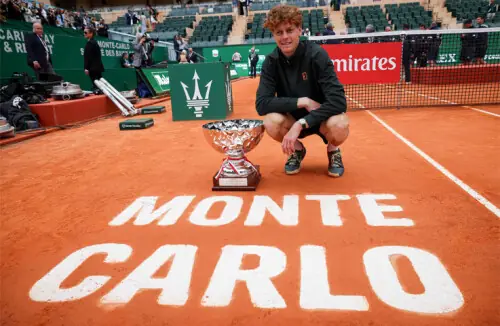 Sinner beats Alcaraz in Monte Carlo final to reclaim top spot