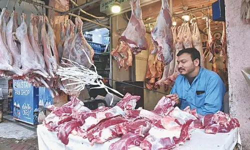 Meat prices go up despite looming export cuts due to crisis in Middle East in Karachi