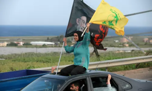 Hours after ceasefire, a lifeline to south Lebanon reopens Hours after ceasefire, a lifeline to south Lebanon reopens