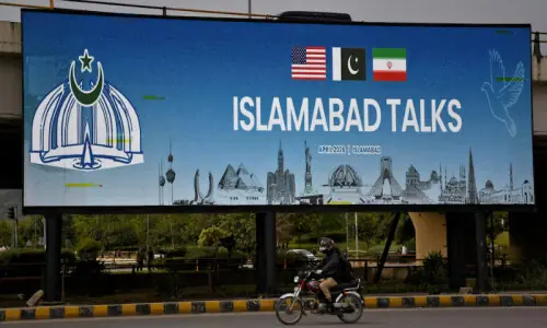 Pakistan escorted Iranian negotiators home from peace talks amid concerns of Israeli attack, sources say