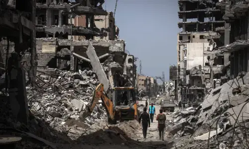 Israeli fire kills two more in Gaza; Hamas confronts pro-Israel militia