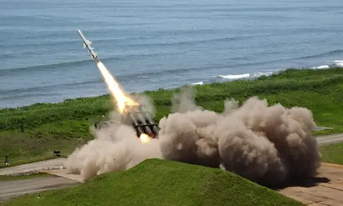 Japan opens door to global arms market with overhaul of defence export rules