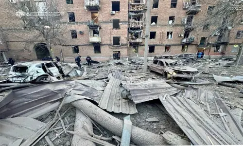 Russia pounds Ukraine&rsquo;s city for 20 hours straight