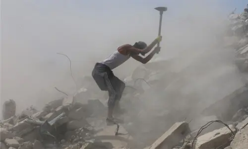 Palestinians use war rubble to restore shattered Gaza streets