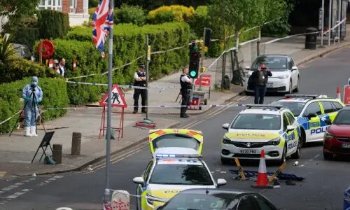 2 Jewish men stabbed in 'terrorist' attack in London