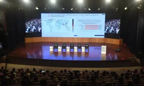 Breathe Pakistan: Conference on climate change begins in Islamabad