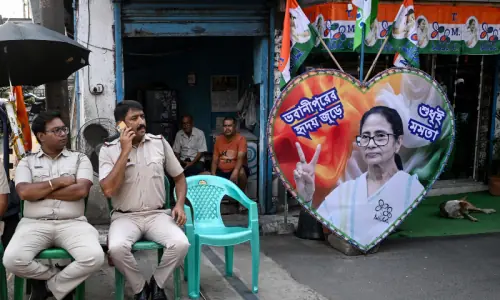 4 killed in post-poll unrest in India's West Bengal