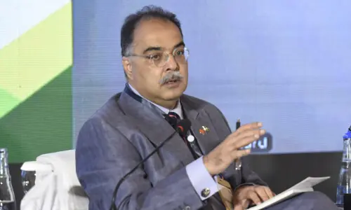 Breathe Pakistan: BoP CEO Zafar Masud calls for &lsquo;climate emergency&rsquo; to be declared
