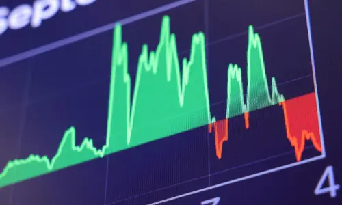 Finance ministry, SBP show optimism over economic growth amid expected $1.2bn tranche from IMF