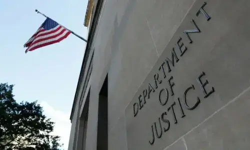 US widens drive to revoke citizenship of foreign-born Americans