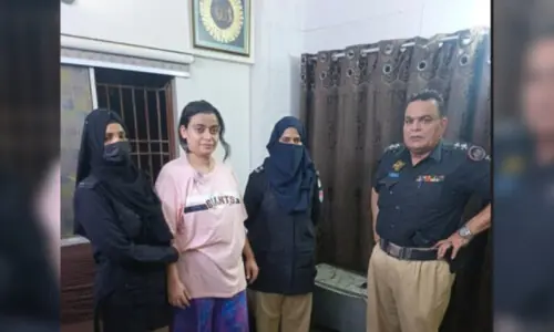 Karachi police arrest 'highly wanted' female drug lord
