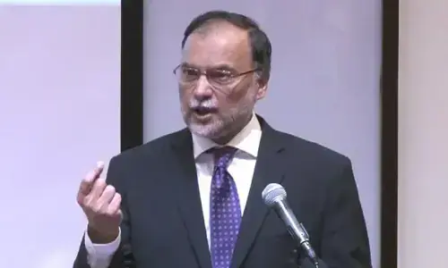 Ahsan Iqbal warns population boom can become &lsquo;Social Bomb&rsquo;