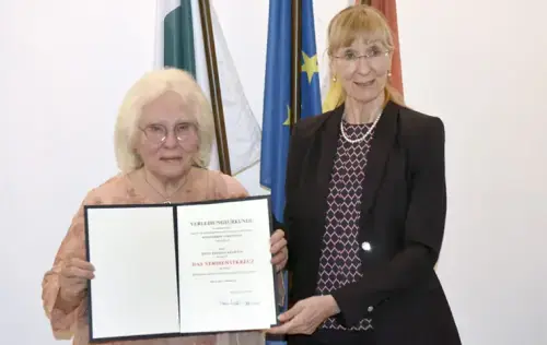 German citizen honoured with award for healthcare services