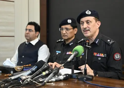 Probe shows foreigners' involvement in network run by alleged drug queenpin Anmol alias Pinky: Karachi AIG Probe shows foreigners' involvement in network run by alleged drug queenpin Anmol alias Pinky: Karachi AIG