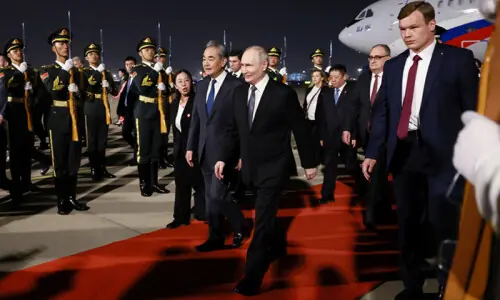&lsquo;Good friends&rsquo; Putin, Xi meet today