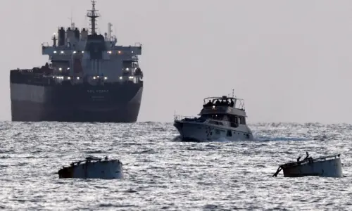 Foreign ministry spokesman says 430 Gaza flotilla activists being transferred to Israel