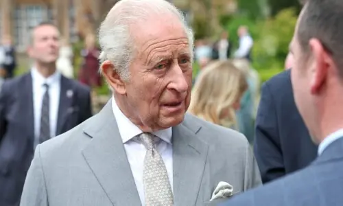Radio station mistakenly announces death of King Charles Radio station mistakenly announces death of King Charles