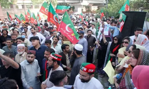 PTI workers stage protests in various cities, defy Section 144 in Islamabad