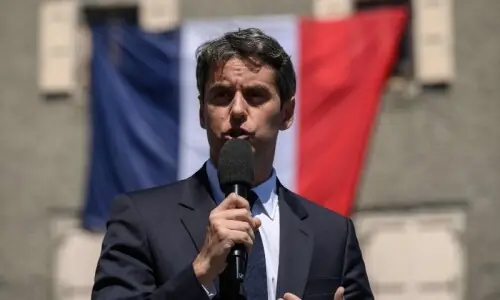 France&rsquo;s youngest prime minister to run for president