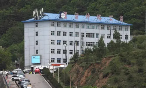 China coal mine blast kills at least 90, more missing