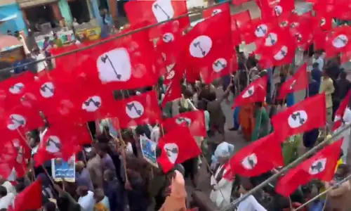 Rally held in Thatta against &lsquo;grabbing&rsquo; of Sindh&rsquo;s lands, resources