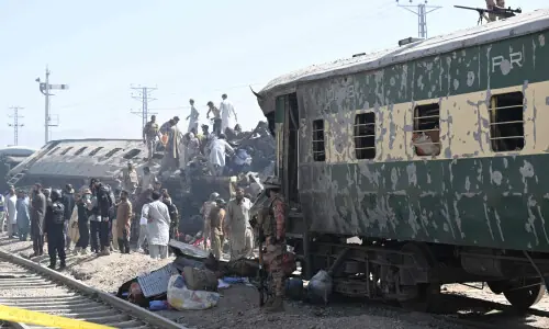 At least 14 killed in Quetta shuttle train blast: Balochistan govt At least 14 killed in Quetta shuttle train blast: Balochistan govt