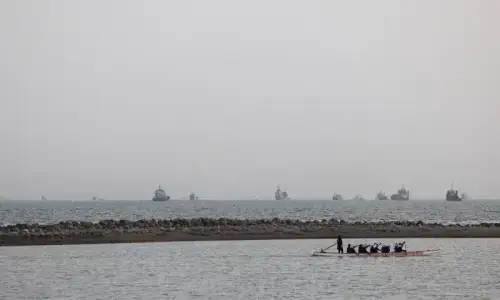 'Flurry of missiles': Indian sailors risk work at sea as Middle East war grinds on 'Flurry of missiles': Indian sailors risk work at sea as Middle East war grinds on