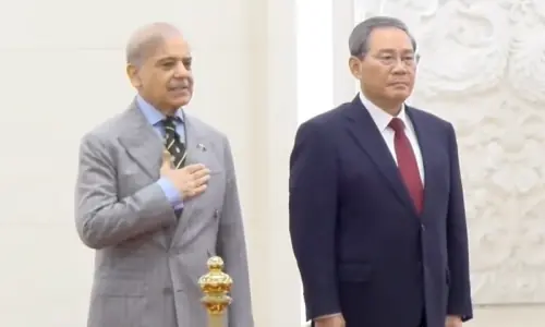 PM Shehbaz meets Chinese counterpart in Beijing