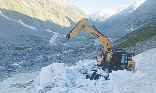 Track to Kalam’s Andrab Lake being cleared for tourists Track to Kalam’s Andrab Lake being cleared for tourists