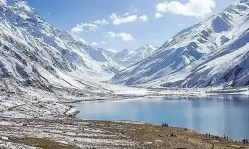 Police launch operation in Kaghan for safe travel of visitors Police launch operation in Kaghan for safe travel of visitors