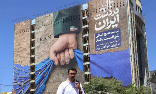 US strikes Iran, drawing retaliatory attack on American base after Trump dismisses report of Hormuz deal US strikes Iran, drawing retaliatory attack on American base after Trump dismisses report of Hormuz deal