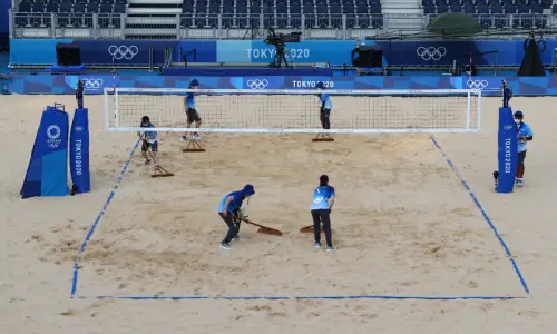 Japan bans photos at beach volleyball after 'malicious' pictures of players