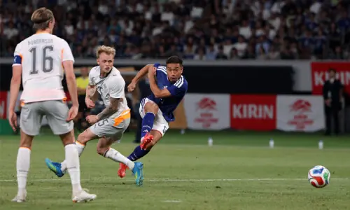 Japan edge Iceland in final pre-World Cup friendly Japan edge Iceland in final pre-World Cup friendly