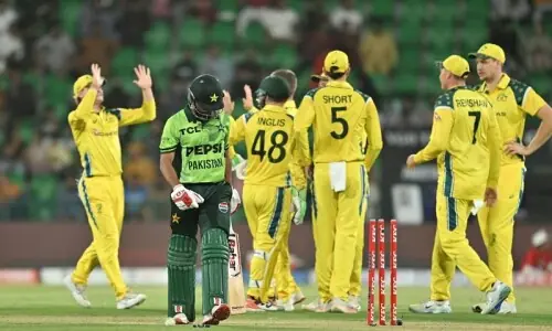Ellis' career-best figures help Australia beat Pakistan to level ODI series