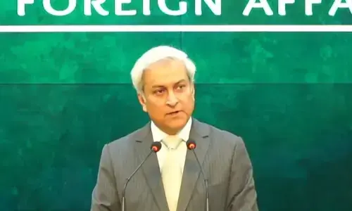 FO rejects reports of Dar sharing information on Iran's nuclear programme during meeting with Rubio