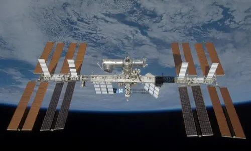 Nasa reverses evacuation alert order for astronauts aboard International Space Station