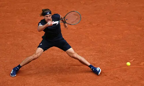 Zverev to face Cobolli in French Open final after beating Mensik