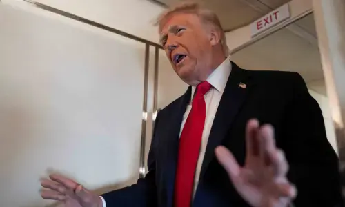 Editorial: Trump must listen to what his own lawmakers are saying about the war on Iran