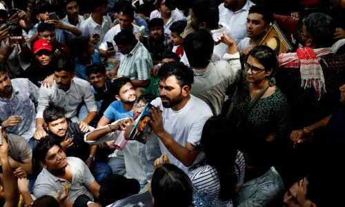 Founder of India's 'Cockroach Party' arrives in New Delhi to protest Modi