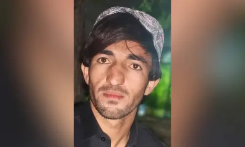 Balochistan CM announces civil award to be conferred on man who helped female doctor after acid attack Balochistan CM announces civil award to be conferred on man who helped female doctor after acid attack